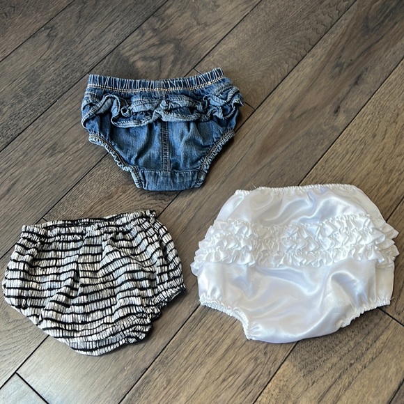 3 Diaper cover size 12-18m - Picture 2 of 5